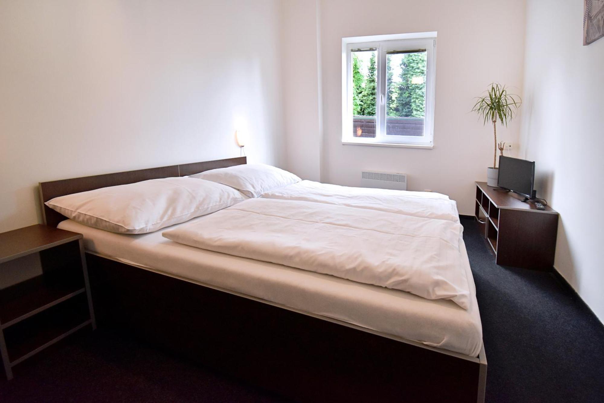 Apartmany & Kemp Sazavsky Ostrov Сазава Экстерьер фото
